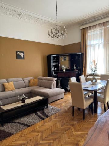 Izabella Home Budapest Exterior photo